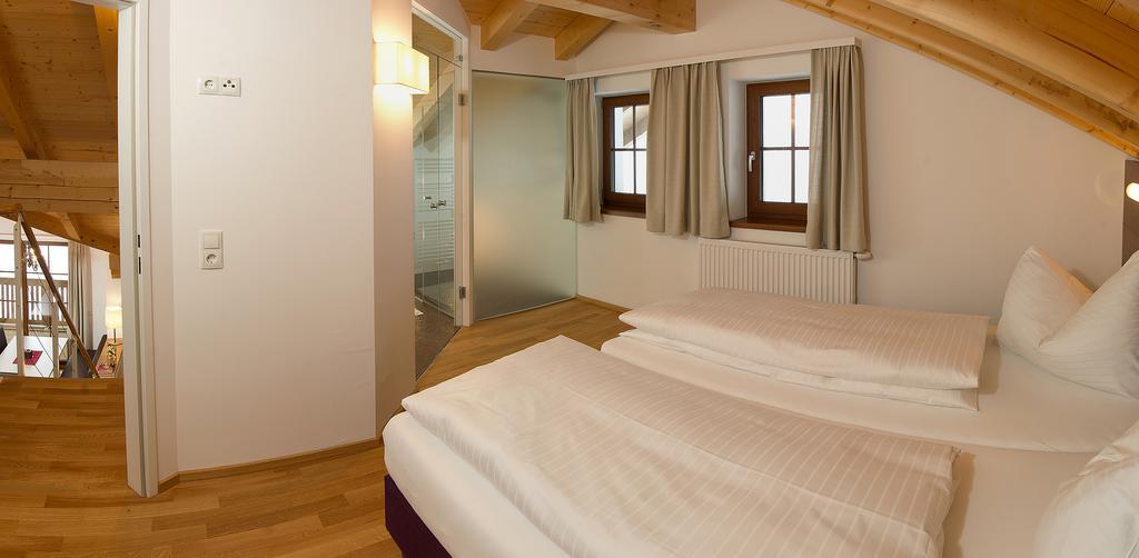 Aigenberg Appartements Flachau Phòng bức ảnh